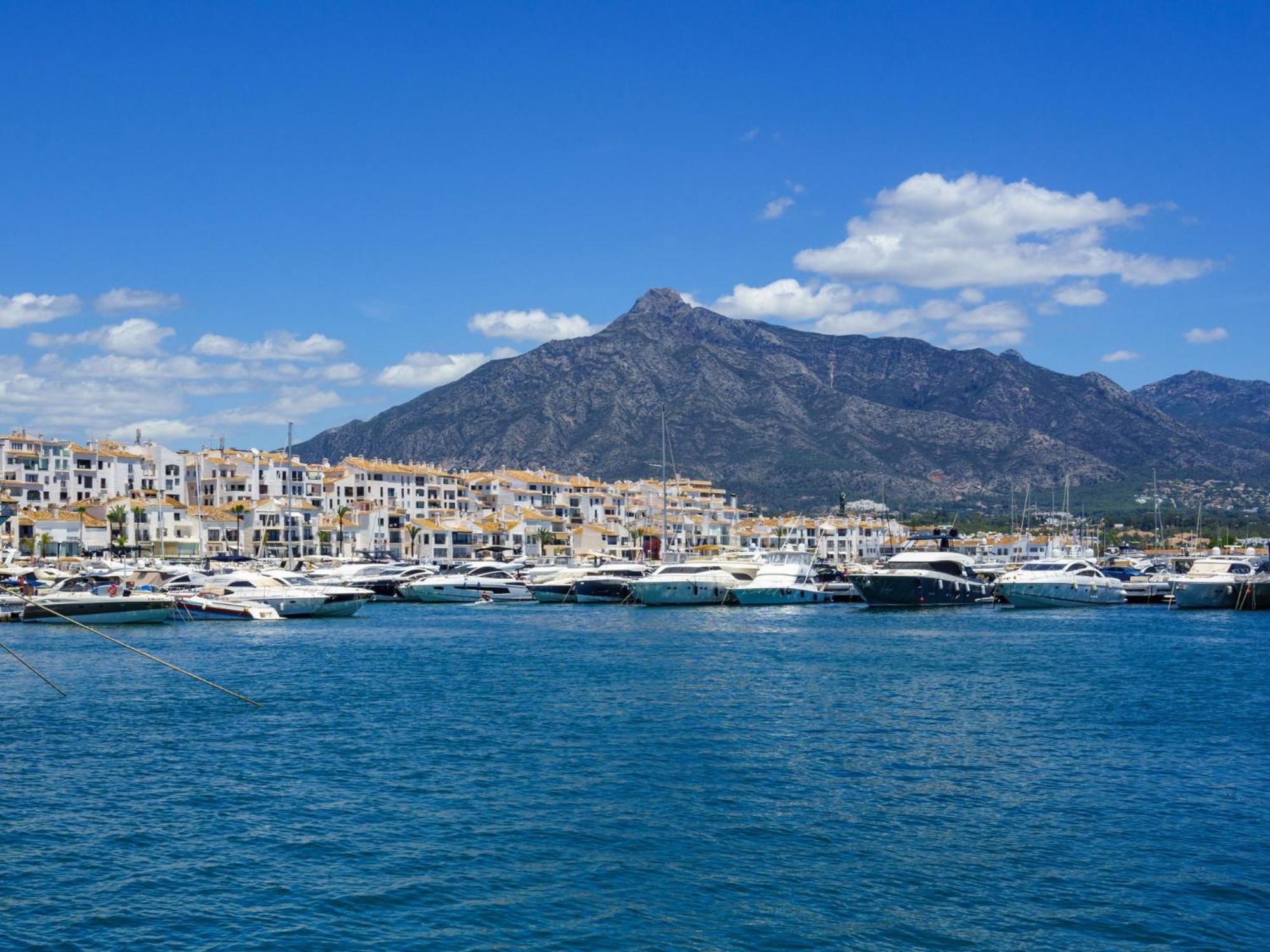 Riverside Puerto Banus By Interhome Appartement Marbella